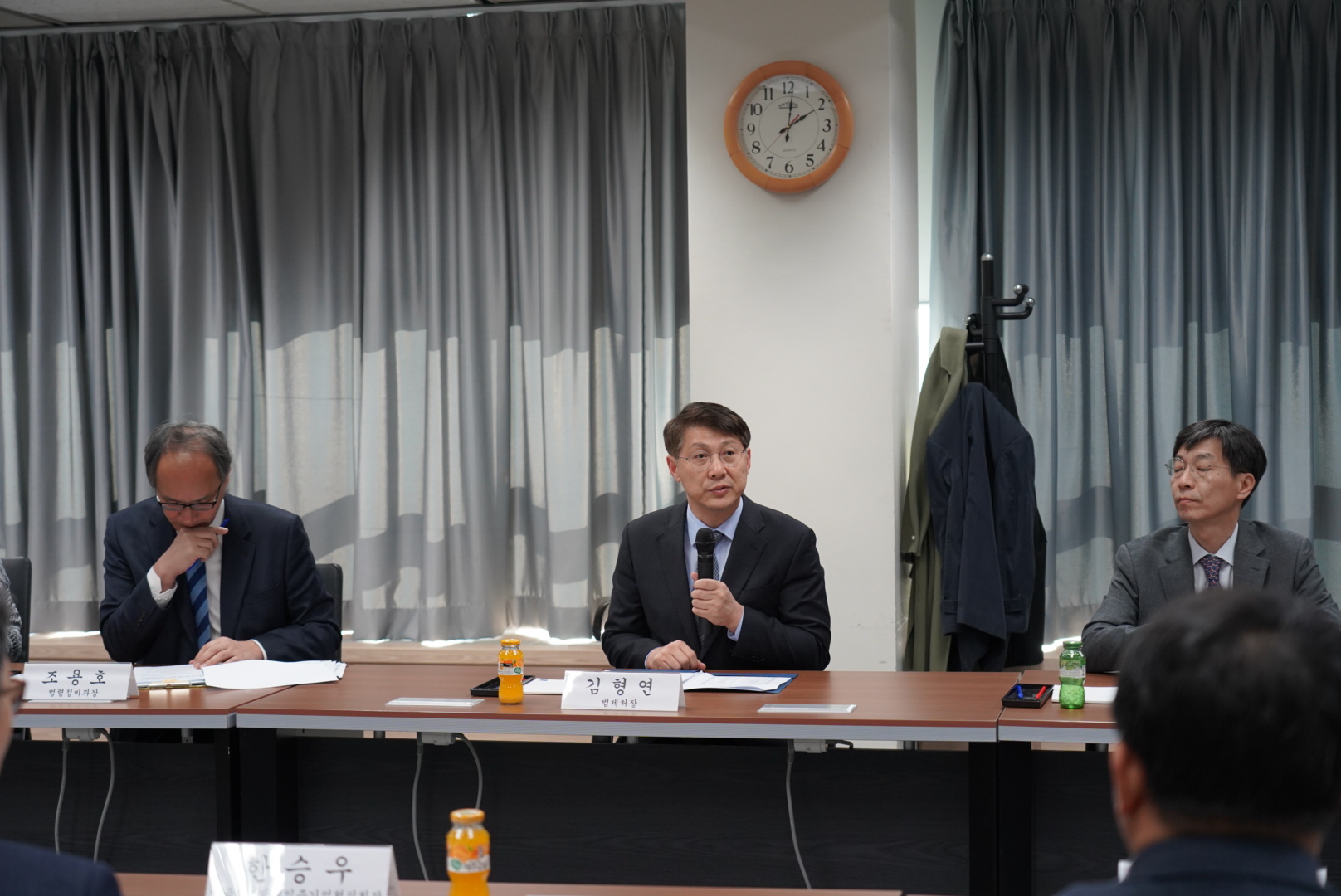 산업단지 입주기업의 개선 의견 수렴을 위한 현장간담회에 참석한 김형연 법제처장 사진2